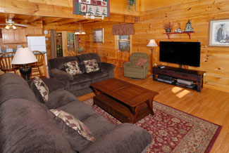Pigeon Forge Four Bedroom Cabin Featuring Gas Firplace-Flat Screen TV